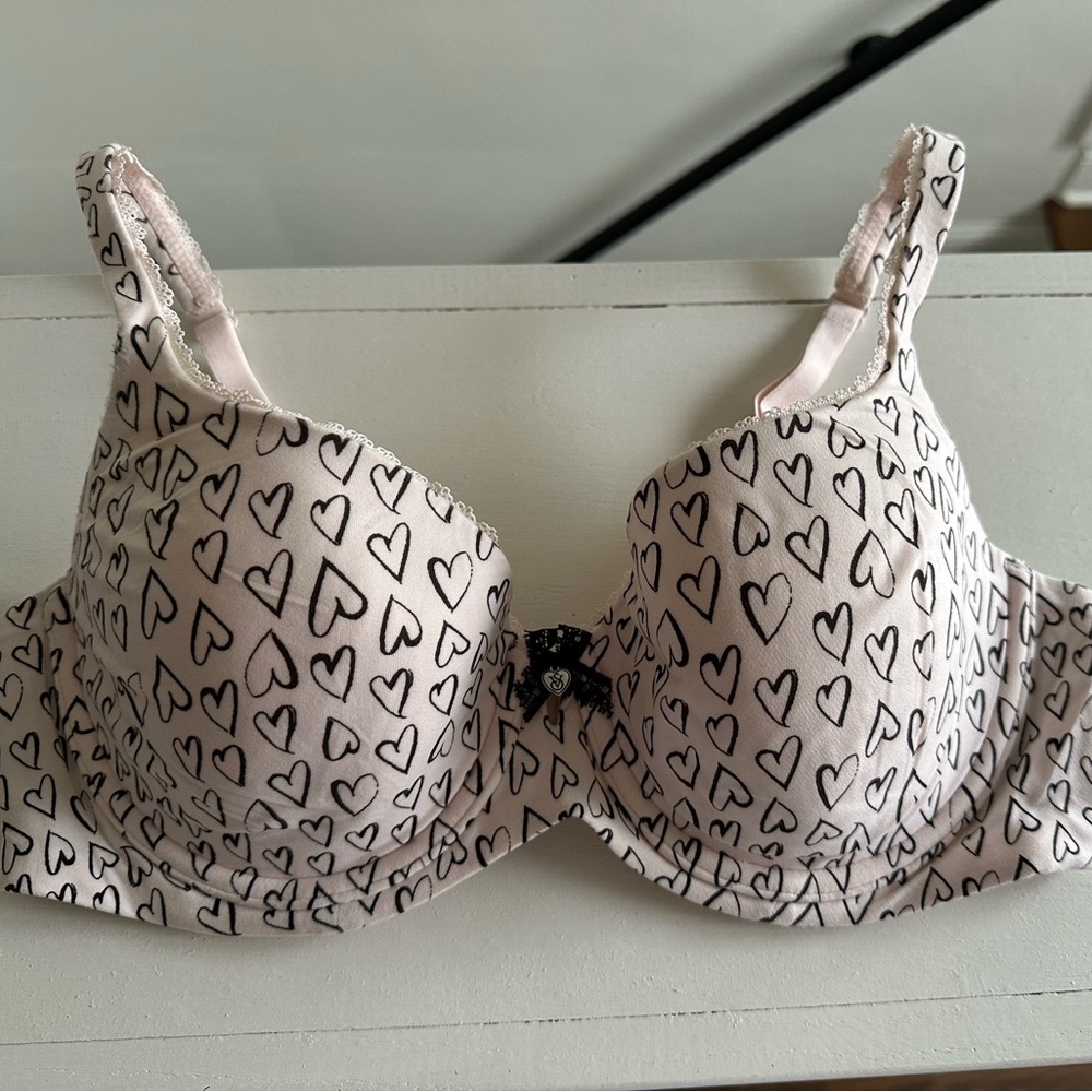 Victoria’s Secret Lightly Lined Demi Bra